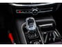 Volvo S60 2.0 Recharge T6 AWD Ultimate Dark | Trekhaak | Bowers & Wilkins | Head-Up Display | Panoramisch Schuif/-kanteldak | 360° Camera | Memory Seats | Adaptieve Cruise Control | BLIS | All-Season Banden |