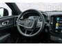 Volvo XC40 1.5 T2 R-Design | Navigatie | Adaptieve Cruise Control | Trekhaak | Dodehoedetectie | LED | Climate Control | Keyless | Park Assist | Zitverlenging