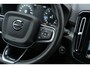 Volvo XC40 1.5 T2 R-Design | Navigatie | Adaptieve Cruise Control | Trekhaak | Dodehoedetectie | LED | Climate Control | Keyless | Park Assist | Zitverlenging