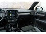 Volvo XC40 1.5 T2 R-Design | Navigatie | Adaptieve Cruise Control | Trekhaak | Dodehoedetectie | LED | Climate Control | Keyless | Park Assist | Zitverlenging