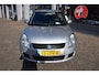 Suzuki Swift 1.3 Cool, Airco, Electr. ramen en spiegels, Radio-CD, Aux-USB, Getinte Ramen, Centrale deur vergrendeling.