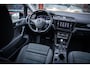 Volkswagen Touran 1.5 TSI Highline | 7 persoons | Automaat | DAB+ | App-connect | Adaptieve cruise control | Parkeer hulp |
