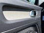 Volvo XC40 1.5 Plug-in Hybrid T5 Inscription | PHEV | Achteruitrijcamera | Parkeersensoren | Elektrisch Verstelbare Voorstoelen | Lederen Bekleding | Stoelverwarming | Navigatie | Apple Carplay | Android Auto