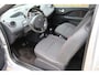 Renault Twingo 1.2-16V 75pk Dynamique AUT. | Automaat! | Radio | Elek. ramen | Stuurbekrachtiging | Centr. deurvergr. | Bumpers in kleur | Metallic lak |