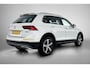 Volkswagen Tiguan 2.0 TSI 4Motion Highline | 220PK | VOL!! | PANO | DIG DASH | 360 CAM | MEM SEATS | STOELVERW | ADD CRUISE | ETC