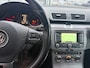 Volkswagen Passat Variant 1.6 TDI Comfortline BlueMotion NAV.+Clima Bj:2012 NAP!