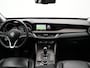 Alfa Romeo Stelvio 2.0 T AWD Super Q4 200pk Automaat Dealer O.H. | Adaptive Cruise | Camera | Lederen Sportstoelen Memory & Verwarmd | Keyless | Blis | BI Xenon | Lane Assist | El. Achterklep | Navigatie | DAB |