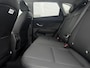 Hyundai Kona 1.6 GDI HEV Premium Sky | Stuurverwarming | Stoelverkoeling/verwarming | Schuif-kanteldak | 360* Camera | BOSE-Premium Sound | Lederen Bekleding | Elektrisch Verstelbare Geheugenstoelen |