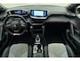 Peugeot e-208 EV GT Pack 50 kWh 136pk | Navigatie | Climate Control | Stoelverwarming | Camera | Getinte ramen achter | Cruise Control | Lichtmetalen Velgen