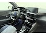 Peugeot e-208 EV GT Pack 50 kWh 136pk | Navigatie | Climate Control | Stoelverwarming | Camera | Getinte ramen achter | Cruise Control | Lichtmetalen Velgen