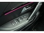 Peugeot e-208 EV GT Pack 50 kWh 136pk | Navigatie | Climate Control | Stoelverwarming | Camera | Getinte ramen achter | Cruise Control | Lichtmetalen Velgen