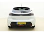 Peugeot e-208 EV GT Pack 50 kWh 136pk | Navigatie | Climate Control | Stoelverwarming | Camera | Getinte ramen achter | Cruise Control | Lichtmetalen Velgen
