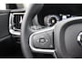 Volvo V60 2.0 B3 Momentum Advantage | Parkeersensoren | Achteruitrijcamera | Cruise Control | Meer foto's volgen | Achteruitrijcamera | Autonomous Emergency Braking | Bluetooth telefoonvoorbereiding