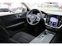 Volvo V60 2.0 B3 Momentum Advantage | Parkeersensoren | Achteruitrijcamera | Cruise Control | Meer foto's volgen | Achteruitrijcamera | Autonomous Emergency Braking | Bluetooth telefoonvoorbereiding