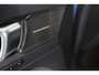 Volvo XC40 2.0 B4 Plus Dark Trekhaak wegklapbaar | Stoel/Stuur verwarming | Memory | Harmen Kardon | Adaptieve Cruise |