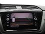 Volkswagen Touran 1.4 TSI Comfortline Business 150PK DSG Trekhaak, Navi, Side Assist, Elektr. Achterklep, Ergo comfort neersteek, Keyless, Adaptieve Cruise Controle, Stoelverwarming, 16" LM Velgen