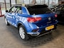 Volkswagen T-Roc 1.0 TSI Style | Trekhaak | 1e Eigenaar | Origineel NL | Virtual Cockpit | LED Koplampen | Cruise Control Adaptief | Navigatie | Apple Carplay | Android Auto | Elektrische Kofferklep | Lichtmetalen Velgen | Two-Tone Metallic | Dakrails |