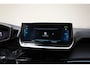 Peugeot e-2008 50 kWh GT 3-Fase [ Panorama Leder Navi Stoelverwarming ]