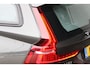 Volvo V60 2.0 B3 Momentum | Elektrisch uitklapbare trekhaak | Keyless start | Apple carplay | Ledere bekleding |