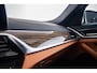 BMW 5-Serie Touring 530e Luxury Line - Trekhaak - Comforstoelen - Getinte Ruiten - High Beam Assistant - Hifi - Elektrisch verwarmde voorstoelen -