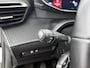 Peugeot 2008 SUV Allure 130pk | Navigatie | Achteruitrijcamera | 3D Cockpit | Climate Control | Cruise Control | Parkeersensoren | Keyless start | Bluetooth | Apple CarPlay / Android Auto | DAB+ radio | Elektrisch inklapbare spiegels | Donker getint glas | Trekhaak | 17" lichtmetalen velgen |