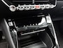 Peugeot 2008 SUV Allure 130pk | Navigatie | Achteruitrijcamera | 3D Cockpit | Climate Control | Cruise Control | Parkeersensoren | Keyless start | Bluetooth | Apple CarPlay / Android Auto | DAB+ radio | Elektrisch inklapbare spiegels | Donker getint glas | Trekhaak | 17" lichtmetalen velgen |