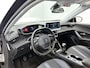 Peugeot 2008 SUV Allure 130pk | Navigatie | Achteruitrijcamera | 3D Cockpit | Climate Control | Cruise Control | Parkeersensoren | Keyless start | Bluetooth | Apple CarPlay / Android Auto | DAB+ radio | Elektrisch inklapbare spiegels | Donker getint glas | Trekhaak | 17" lichtmetalen velgen |