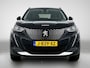 Peugeot 2008 SUV Allure 130pk | Navigatie | Achteruitrijcamera | 3D Cockpit | Climate Control | Cruise Control | Parkeersensoren | Keyless start | Bluetooth | Apple CarPlay / Android Auto | DAB+ radio | Elektrisch inklapbare spiegels | Donker getint glas | Trekhaak | 17" lichtmetalen velgen |