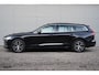 Volvo V60 2.0 B3 Core | Adaptive Cruise | BLIS | Stoelverwarming V/A | Stuurwielverwarming | Google Maps Navi | 17 inch