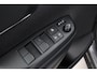 Toyota Yaris Cross 1.5 Hybrid 115 Dynamic | Dodehoek detectie | Stoel-/stuurverwarming | Parkeersensoren voor/achter | Apple Carplay / Android Auto | 17 inch