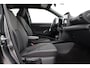 Toyota Yaris Cross 1.5 Hybrid 115 Dynamic | Dodehoek detectie | Stoel-/stuurverwarming | Parkeersensoren voor/achter | Apple Carplay / Android Auto | 17 inch