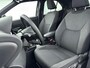 Toyota Yaris Cross 1.5 Hybrid 115 Dynamic | Dodehoek detectie | Stoel-/stuurverwarming | Parkeersensoren voor/achter | Apple Carplay / Android Auto | 17 inch