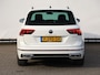 Volkswagen Tiguan 1.4 TSI eHybrid R-Line 245 PK DSG | Navigatie | Adaptieve cruise control | Digitale cockpit | Stoel en stuurverwarming | Electrische achterklep | Side assist | Led plus | Camera | Electrische trekhaak