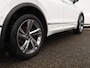 Volkswagen Tiguan 1.4 TSI eHybrid R-Line 245 PK DSG | Navigatie | Adaptieve cruise control | Digitale cockpit | Stoel en stuurverwarming | Electrische achterklep | Side assist | Led plus | Camera | Electrische trekhaak