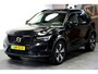 Volvo XC40 Volvo XC40 1.5 T5 Plug-in Hybrid 193kW/262pk DCT7 Ultimate Bright PANORAMADAK + HARMAN/KARDON + ADAPT.CRUISE + PILOT ASSIST + NAVI SENSUS + BLIS + LANE ASSIST + EL.STOELEN + STOEL-&STUURVERWARMING + 360 CAMERA + KEYLESS + PARKSENSOREN V&A + 19” LM-VELGEN!