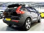 Volvo XC40 Volvo XC40 1.5 T5 Plug-in Hybrid 193kW/262pk DCT7 Ultimate Bright PANORAMADAK + HARMAN/KARDON + ADAPT.CRUISE + PILOT ASSIST + NAVI SENSUS + BLIS + LANE ASSIST + EL.STOELEN + STOEL-&STUURVERWARMING + 360 CAMERA + KEYLESS + PARKSENSOREN V&A + 19” LM-VELGEN!