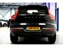 Volvo XC40 Volvo XC40 1.5 T5 Plug-in Hybrid 193kW/262pk DCT7 Ultimate Bright PANORAMADAK + HARMAN/KARDON + ADAPT.CRUISE + PILOT ASSIST + NAVI SENSUS + BLIS + LANE ASSIST + EL.STOELEN + STOEL-&STUURVERWARMING + 360 CAMERA + KEYLESS + PARKSENSOREN V&A + 19” LM-VELGEN!