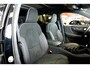 Volvo XC40 Volvo XC40 1.5 T5 Plug-in Hybrid 193kW/262pk DCT7 Ultimate Bright PANORAMADAK + HARMAN/KARDON + ADAPT.CRUISE + PILOT ASSIST + NAVI SENSUS + BLIS + LANE ASSIST + EL.STOELEN + STOEL-&STUURVERWARMING + 360 CAMERA + KEYLESS + PARKSENSOREN V&A + 19” LM-VELGEN!