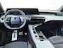 Peugeot e-5008 GT Avantage 73 kWh | Alcantara | Elek. Stoelen | Camera | Pano Schuifdak |