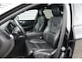 Volvo XC60 2.0 T8 Plug-in hybrid AWD R-Design | Pano | Luchtvering | Massage | ACC | Trekhaak | Ventilatie | H&K | Memory |