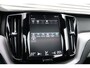 Volvo XC60 2.0 T8 Plug-in hybrid AWD R-Design | Pano | Luchtvering | Massage | ACC | Trekhaak | Ventilatie | H&K | Memory |
