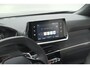 Peugeot 2008 PureTech 130 Active Pack | Trekhaak | Camera | Navigatie | Parkeersensoren | Apple Carplay