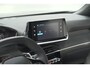 Peugeot 2008 PureTech 130 Active Pack | Trekhaak | Camera | Navigatie | Parkeersensoren | Apple Carplay