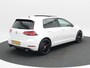 Volkswagen Golf 2.0 TSi GTi Performance | Panoramadak | Adaptive Cruise | Climate Control | Stoelverwarming | Navigatie | Camera | 19 Inch | 95.707 Km!!