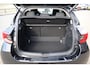 Toyota Yaris 1.5 HYBRID 115 DYNAMIC COMFORT-PACK BLIND-SPOT STOEL/STUURVERWARMING PARK-SENSOREN CAMERA NL-AUTO