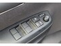 Toyota Yaris 1.5 HYBRID 115 DYNAMIC COMFORT-PACK BLIND-SPOT STOEL/STUURVERWARMING PARK-SENSOREN CAMERA NL-AUTO