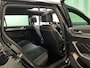 Volkswagen Passat Variant 1.5 TSI 150pk DSG R-Line Business + Panoramadak Stoelverwarming Navigatie