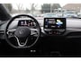 Volkswagen ID.4 77kWh *1ST* | 3 Fase | Trekhaak | Carplay | Camera | Adaptive Cruise & Climate Control | Stoelverwarming | PDC | Privacy | Navigatie | Bluetooth |