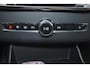 Volvo XC90 T8 Recharge AWD Ultra Dark - Panorama/schuifdak - IntelliSafe Assist & Surround - 360º Camera - Harman/Kardon audio - Adaptieve LED koplampen - Verwarmde voorstoelen, stuur & achterbank - Parkeersensoren voor & achter - Elektr. bedienb. voorstoelen met geheugen - Head up display - Draadloze tel. lader - Extra getint glas - Elektr. inklapbare trekhaak - 21' LMV