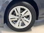 Volkswagen Golf 1.5 eTSI Life Business